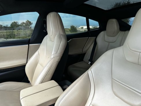 Used 2016 Tesla Model S P90D image 33
