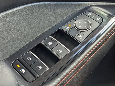 Used 2025 Nissan Rogue SV w/ Rock Creek Premium Package image 28