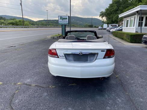 Used 2002 Chrysler Sebring GTC image 8
