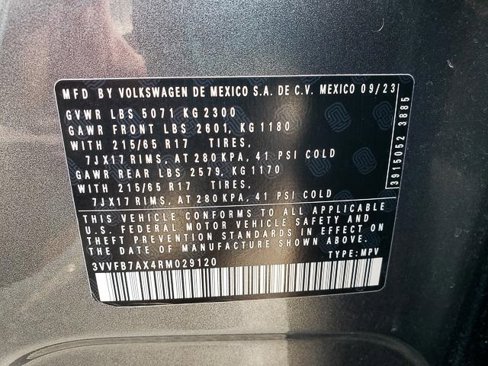Used 2024 Volkswagen Tiguan S image 12