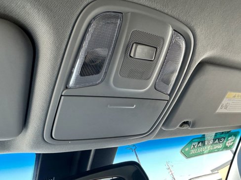 Used 2022 Kia Niro EX w/ Cold Weather Package image 19