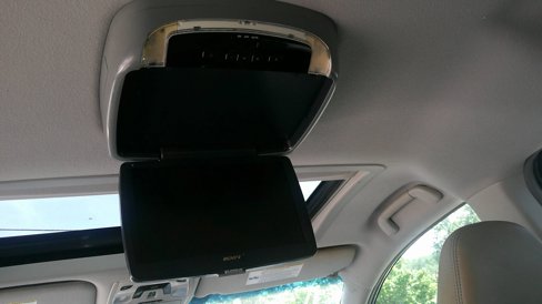 Used 2014 Toyota Sienna XLE image 32