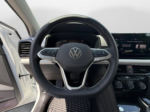New 2025 Volkswagen Taos S image 10