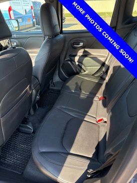 Used 2023 Jeep Renegade Limited image 7