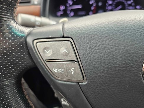 Used 2010 Lexus LS 460 image 27