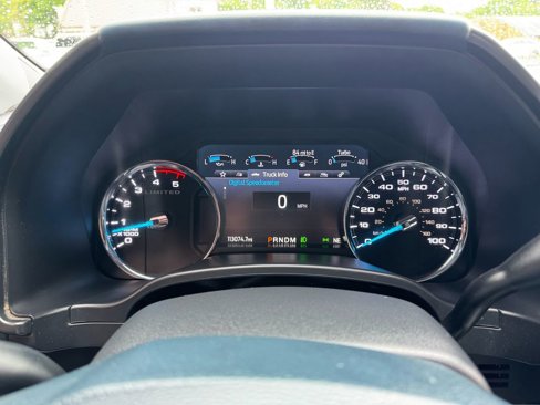 Used 2022 Ford F350 Limited image 12