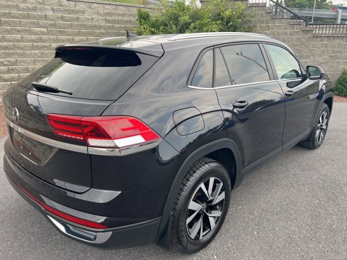 Used 2023 Volkswagen Atlas Cross Sport SE image 7