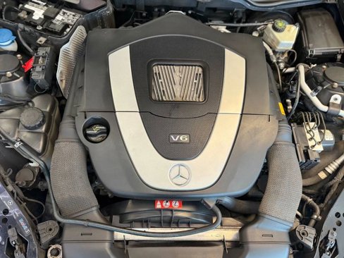 Used 2005 Mercedes-Benz SLK 350 image 28