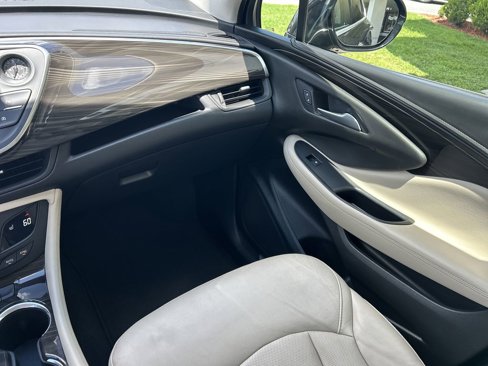 Used 2019 Buick Envision Essence image 17