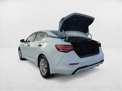 New 2025 Nissan Sentra S image 9