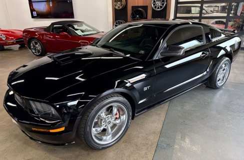 Used 2008 Ford Mustang GT Premium image 1