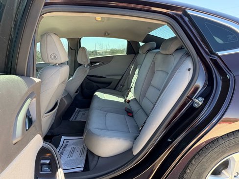 Used 2020 Chevrolet Malibu LS w/ LPO, Convenience Package 1 image 10
