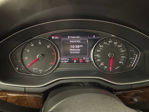 Used 2019 Audi A4 2.0T Premium w/ Convenience Package image 18