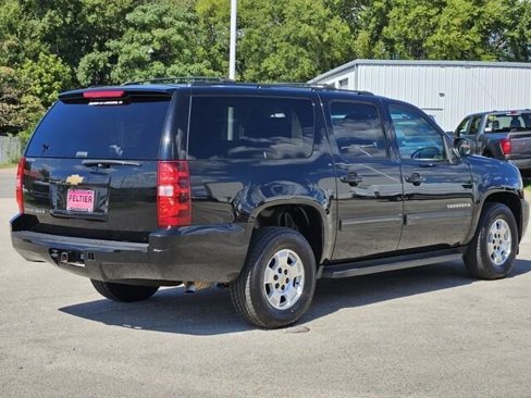 Used 2013 Chevrolet Suburban LS image 7