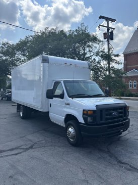 Used 2017 Ford E-350 and Econoline 350 Super Duty image 8