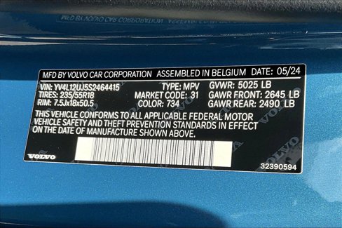 New 2025 Volvo XC40 B5 Core w/ Climate Package image 12