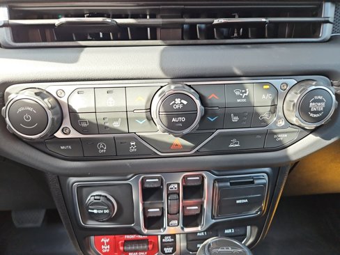 New 2025 Jeep Gladiator Rubicon w/ Convenience Group image 27
