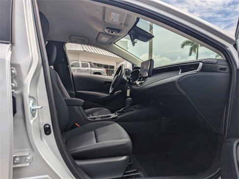 Used 2023 Toyota Corolla LE image 17