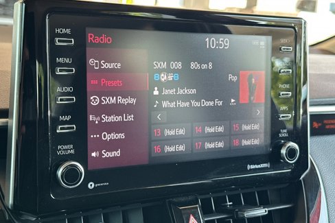 Used 2021 Toyota Corolla LE image 17