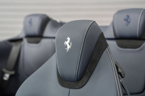 Used 2025 Ferrari Roma Spider image 27
