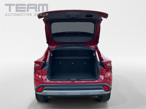 New 2026 Chevrolet Trax LT w/ Driver Confidence Package image 13
