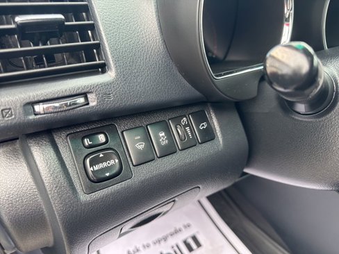 Used 2013 Toyota Highlander Limited image 15