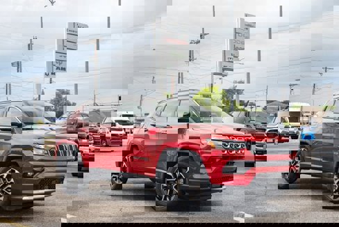 Used 2023 Jeep Compass Limited image 7