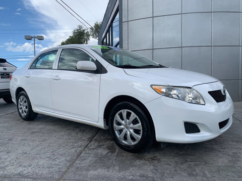 Used 2010 Toyota Corolla LE image 1