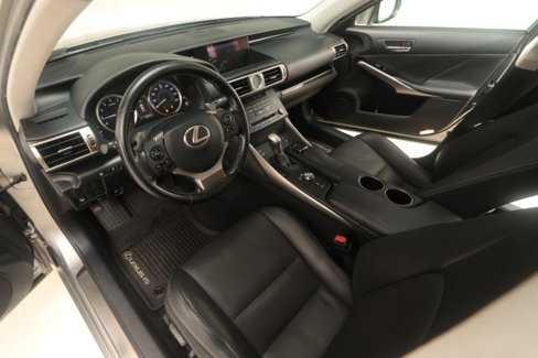 Used 2016 Lexus IS 300 AWD image 39