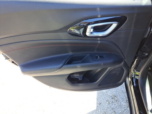 Used 2024 Jeep Compass Trailhawk image 9