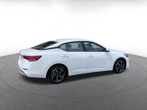 Used 2024 Nissan Sentra SV image 15