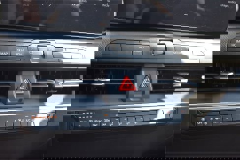 New 2025 Kia K4 LXS image 24