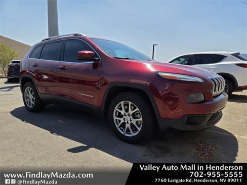 Used 2018 Jeep Cherokee Latitude Plus w/ Comfort/Convenience Group image 1