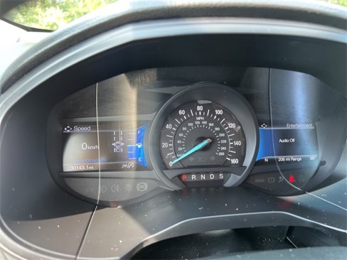 Used 2023 Ford Edge SEL image 13
