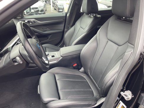 Used 2022 BMW i4 eDrive40 image 13