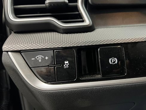 Used 2024 Kia Sportage LX image 39