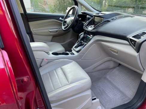 Used 2013 Ford C-MAX SEL image 11