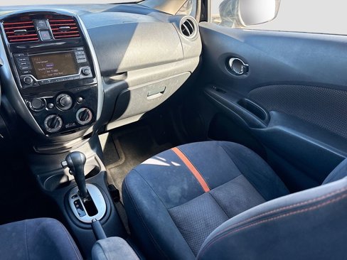 Used 2015 Nissan Versa Note SR image 21