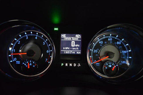 Used 2016 Chrysler Town & Country Touring-L image 19