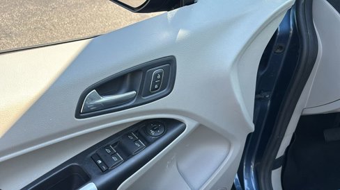 Used 2019 Ford Transit Connect Titanium w/ Titanium Premium Package image 14