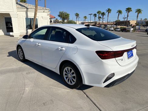 Used 2023 Kia Forte LX image 4