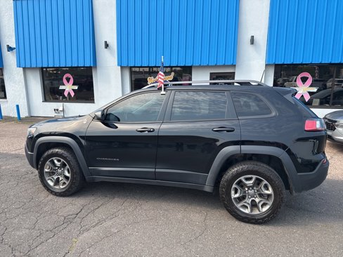 Used 2019 Jeep Cherokee Trailhawk w/ Comfort/Convenience Group image 11