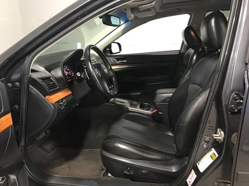 Used 2013 Subaru Outback 2.5i Limited w/ Moonroof Pkg image 10