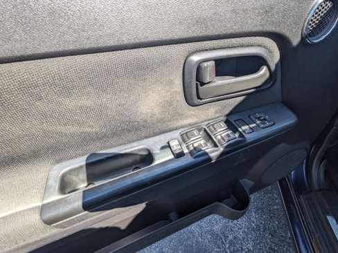 Used 2007 GMC Canyon SLE image 9
