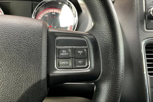 Used 2016 Dodge Grand Caravan American Value Package image 11