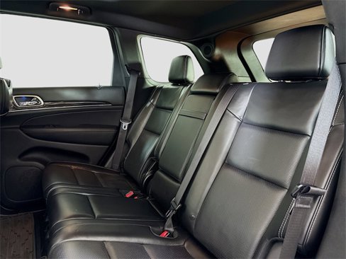 Used 2015 Jeep Grand Cherokee Overland image 24