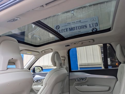 Used 2016 Volvo XC90 T8 Momentum w/ Vision Package image 6
