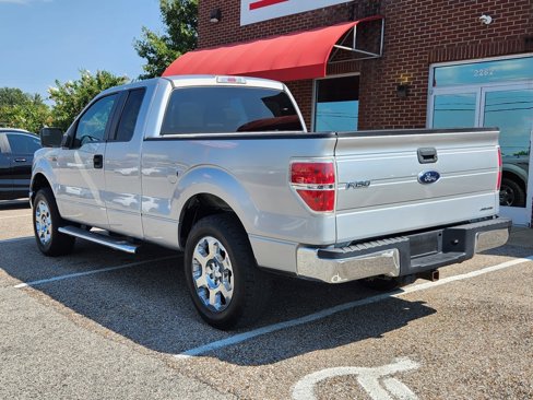 Used 2013 Ford F150 XLT w/ Mid Equipment Group image 11