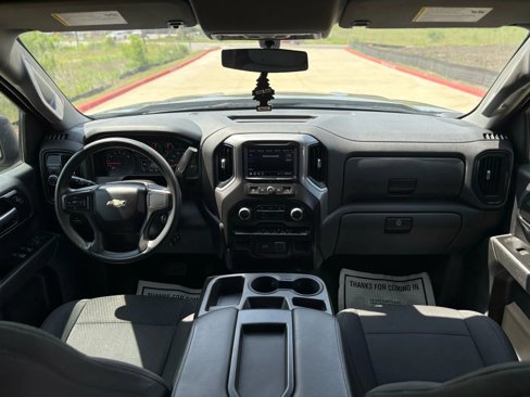Used 2020 Chevrolet Silverado 1500 Custom w/ Custom Value Package image 13