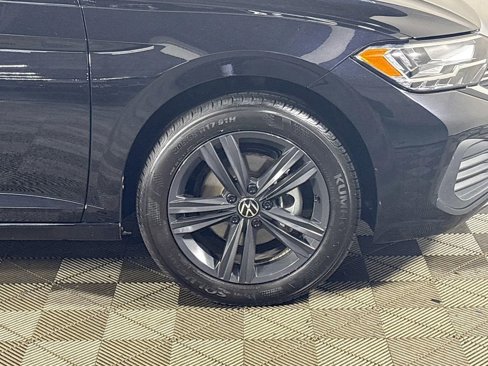 Certified 2024 Volkswagen Jetta SE image 24
